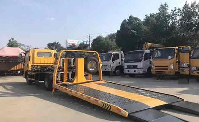 西区汽车中途维修案例